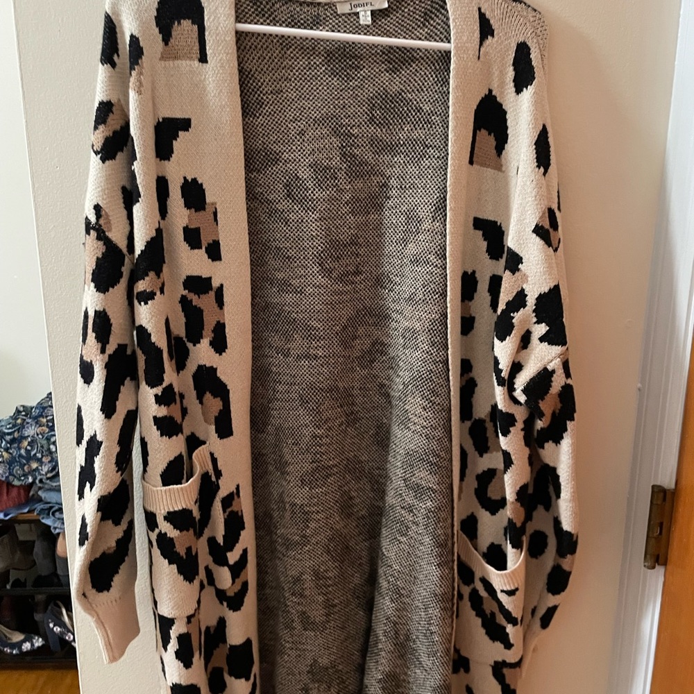 NWOT Cheetah Print Cardigan